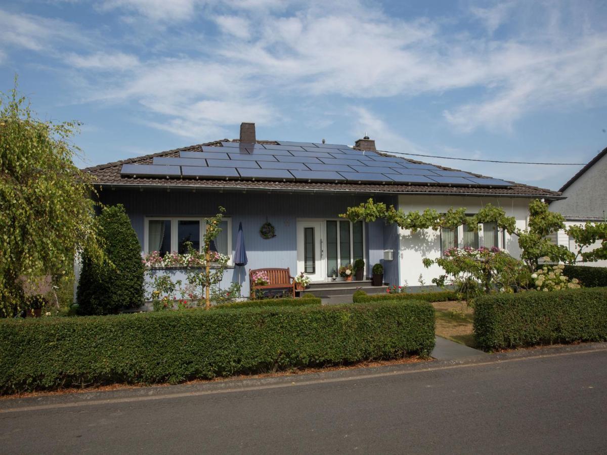 Apartment In Niederehe Near The Forest Üxheim Eksteriør billede